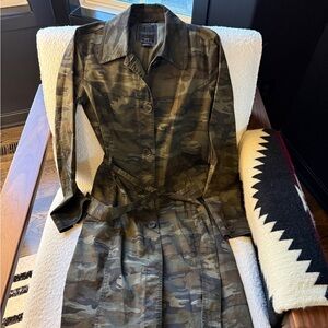 Sanctuary Standard Surplus Camo Trench Jacket Size
